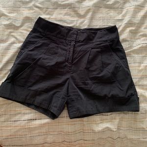 Vince shorts designer
